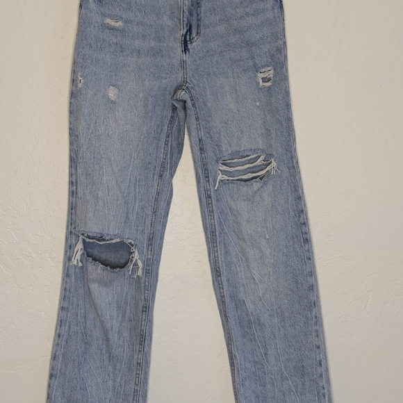 PacSun 90s Boyfriend Jeans Womens Size 26 Blue Light Wash Distressed Destroyed - Picture 3 of 6